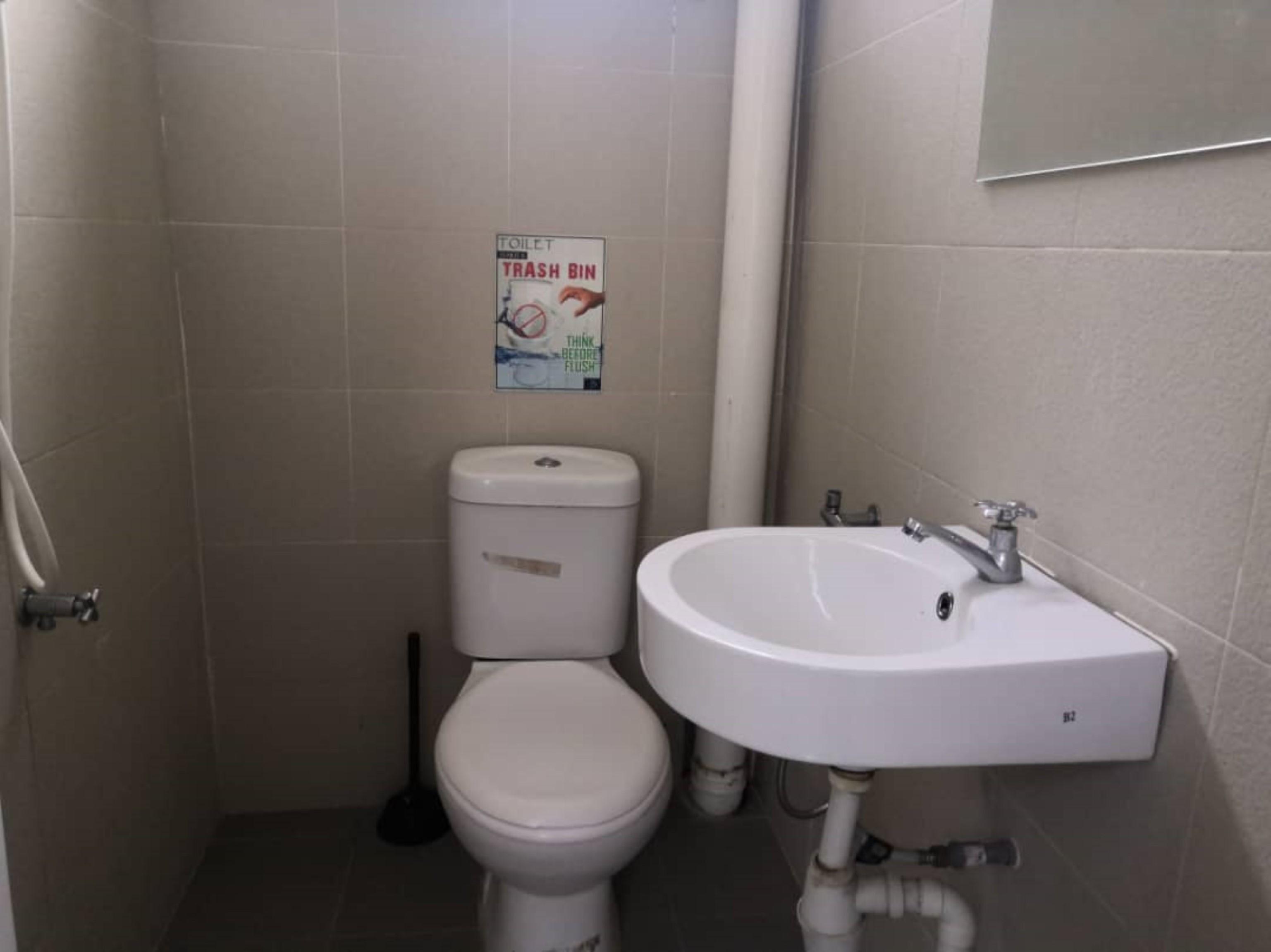Oyo 90132 Come Inn Premium Kuala Terengganu Eksteriør bilde