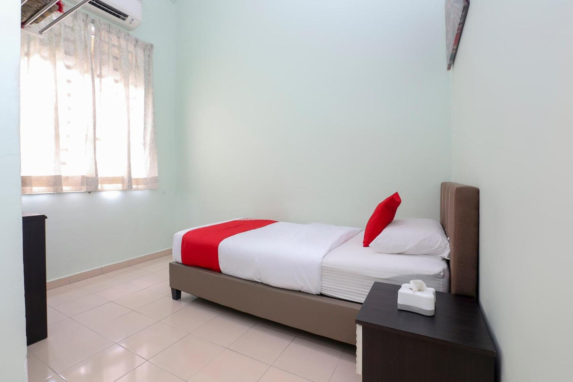 Oyo 90132 Come Inn Premium Kuala Terengganu Eksteriør bilde